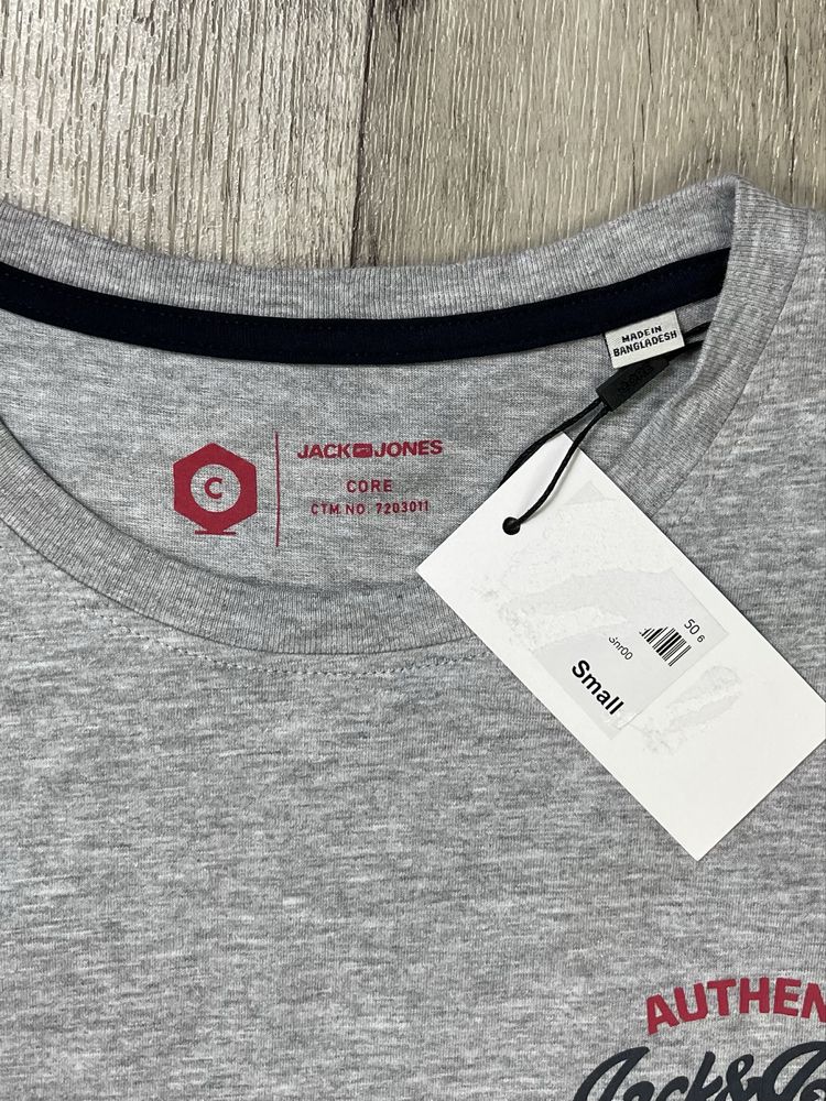 Jack & Jones футболка S размер спортивная серая оригинал