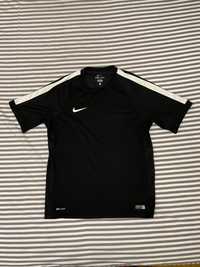 (10/10) Nike Dri-fit t-shirt