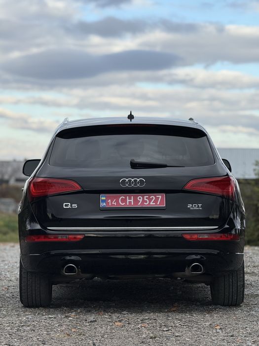 Продаж Audi Q5 2015року