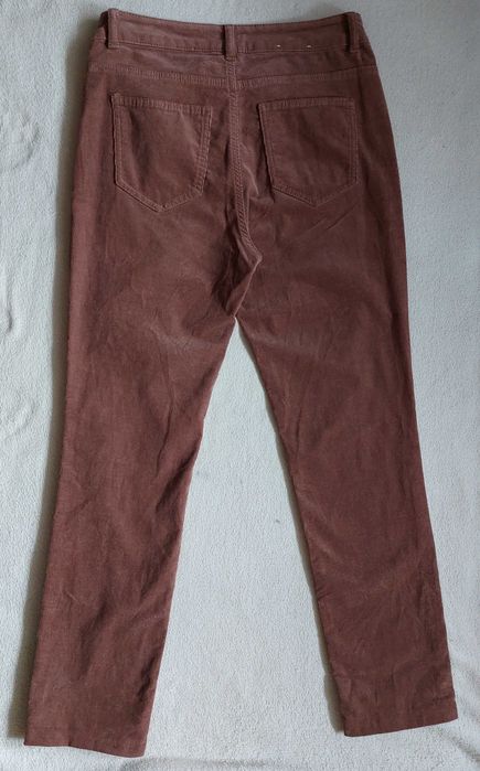 Джинси мікровельветові жіночі (нові) C&A розмір 46-48