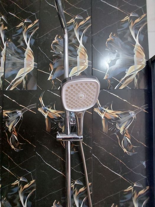 Душова система з термостатом Devit