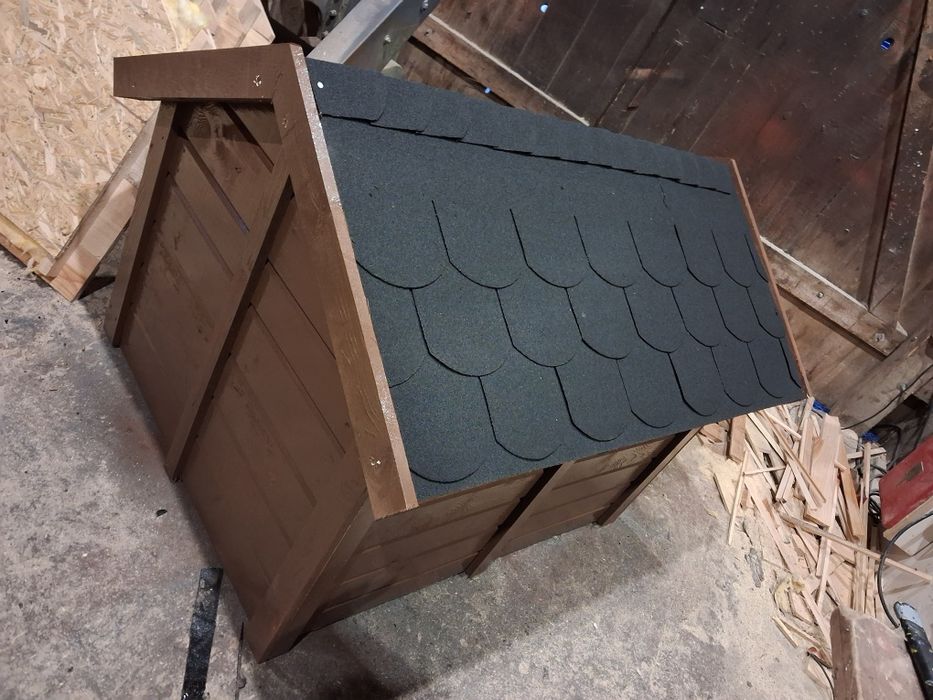 Buda dla psa duża owczarek niemiecki