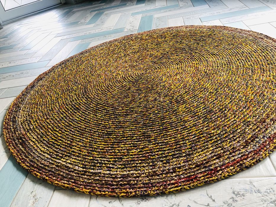 Ковер ручной работы 115 см.