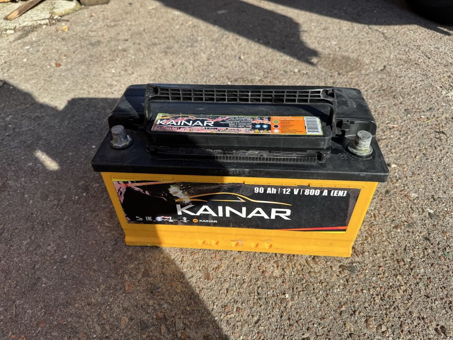 Срочно !!! Почти Новый акамулятор 100 Ам 60 АМП.  62 АМП