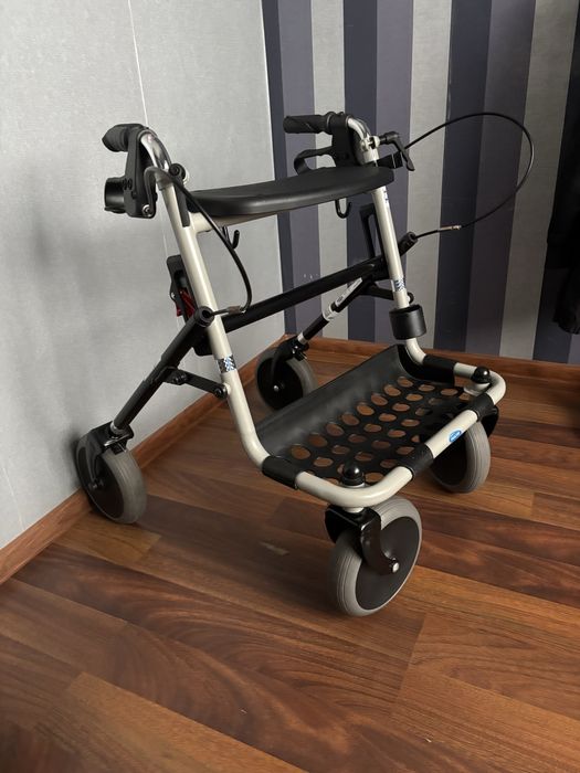 Ходунки роллатор