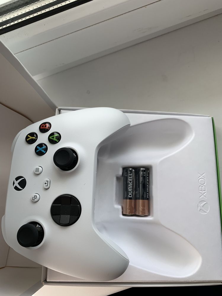 Новий Геймпад Microsoft Wireless Controller Robot White