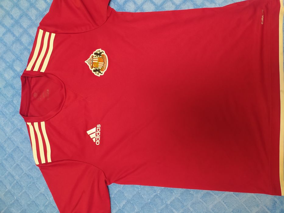 Футболки     adidas