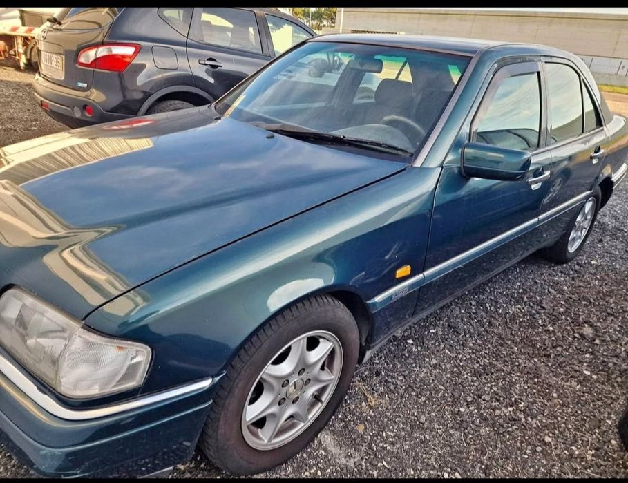 Mercedes Benz C220