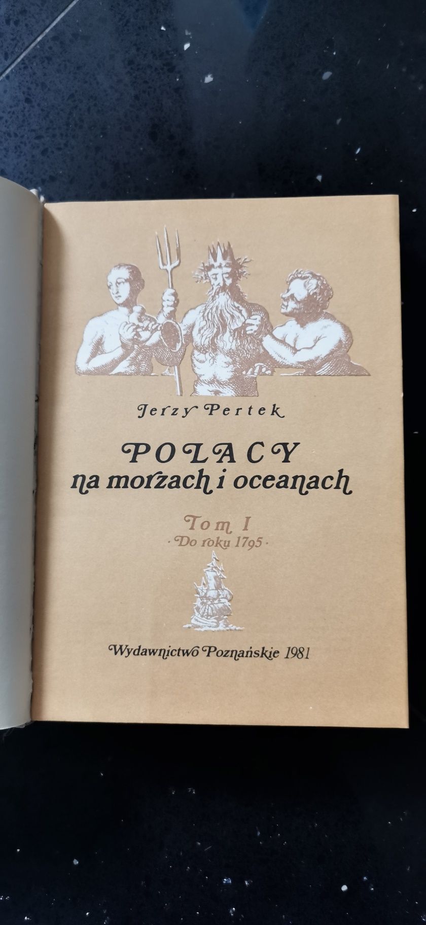 Polacy na morzach i oceanach Jerzy Pertek
