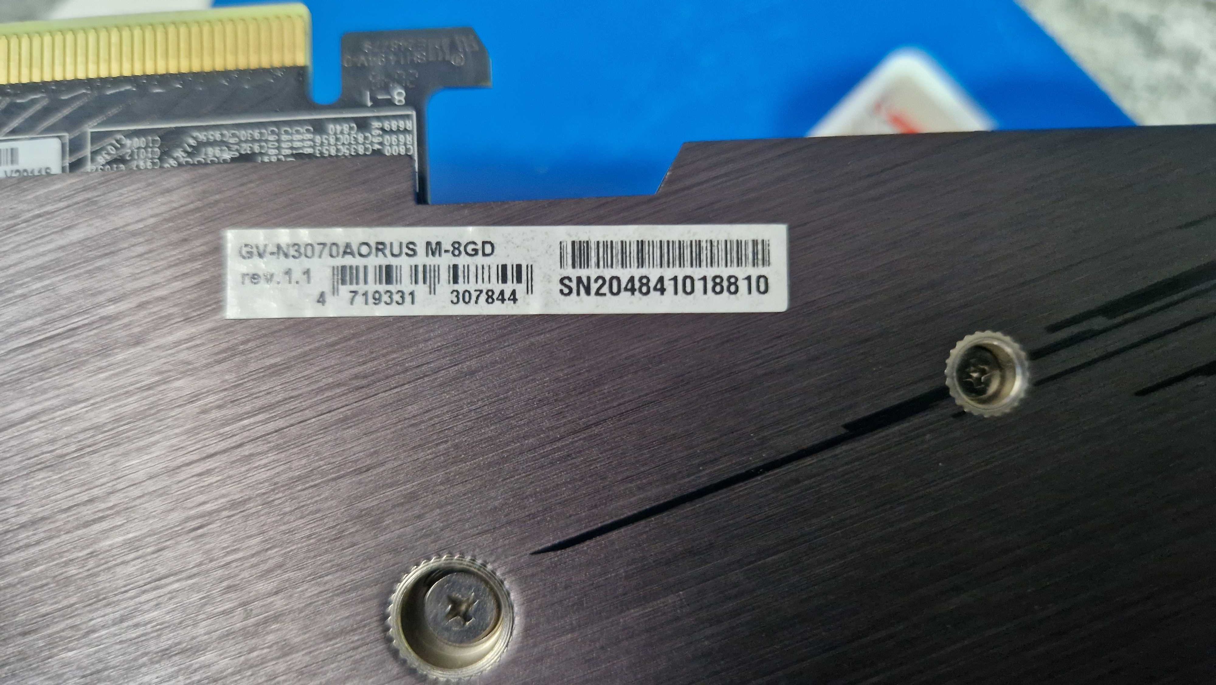 Gigabyte RTX 3070 Aorus з коробкою