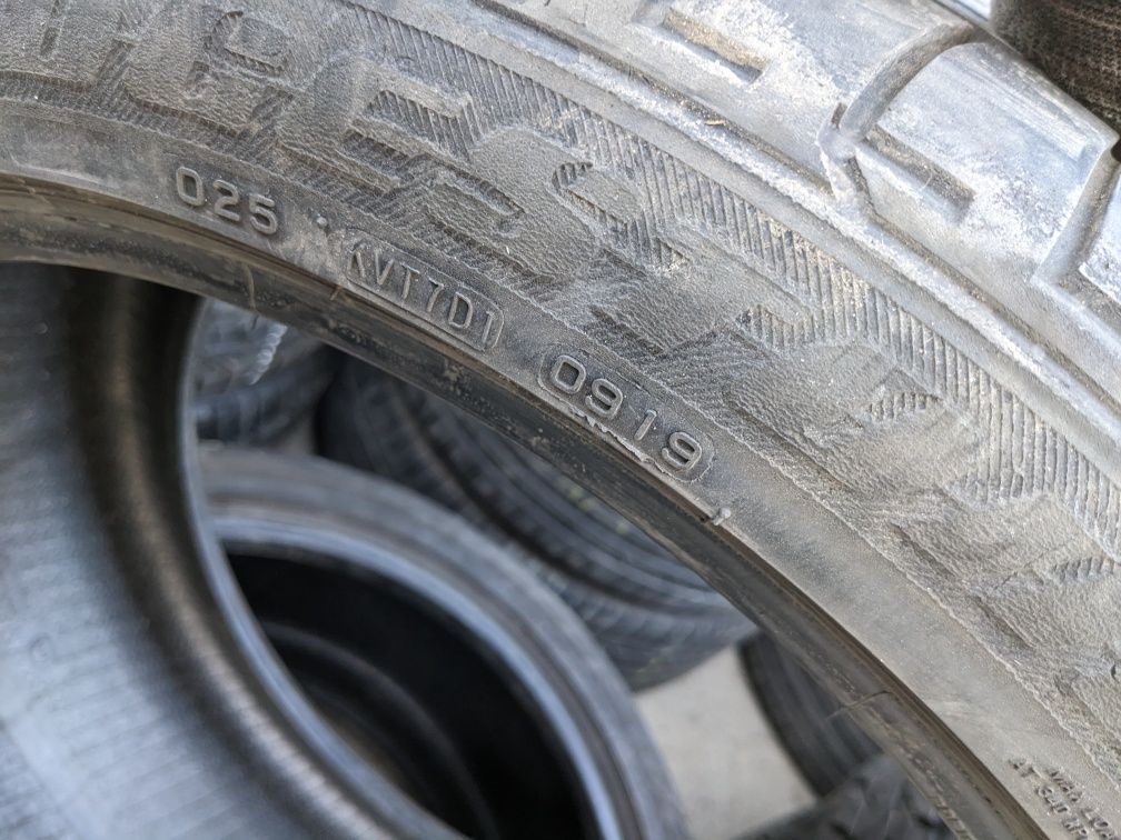 295/35R21  Bridgestone літо