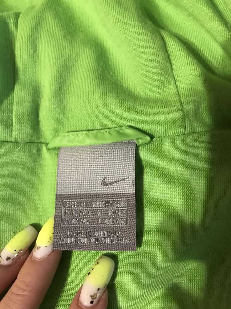 Ветровка Nike