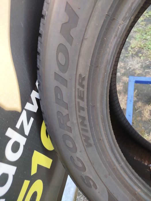 A146# Opony uzywane zimowe 275/50/20" Pirelli