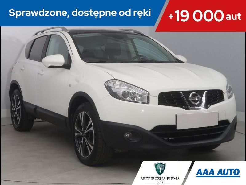Nissan Qashqai 1.6, Navi, Klimatronic, Tempomat, Parktronic, Dach panoramiczny