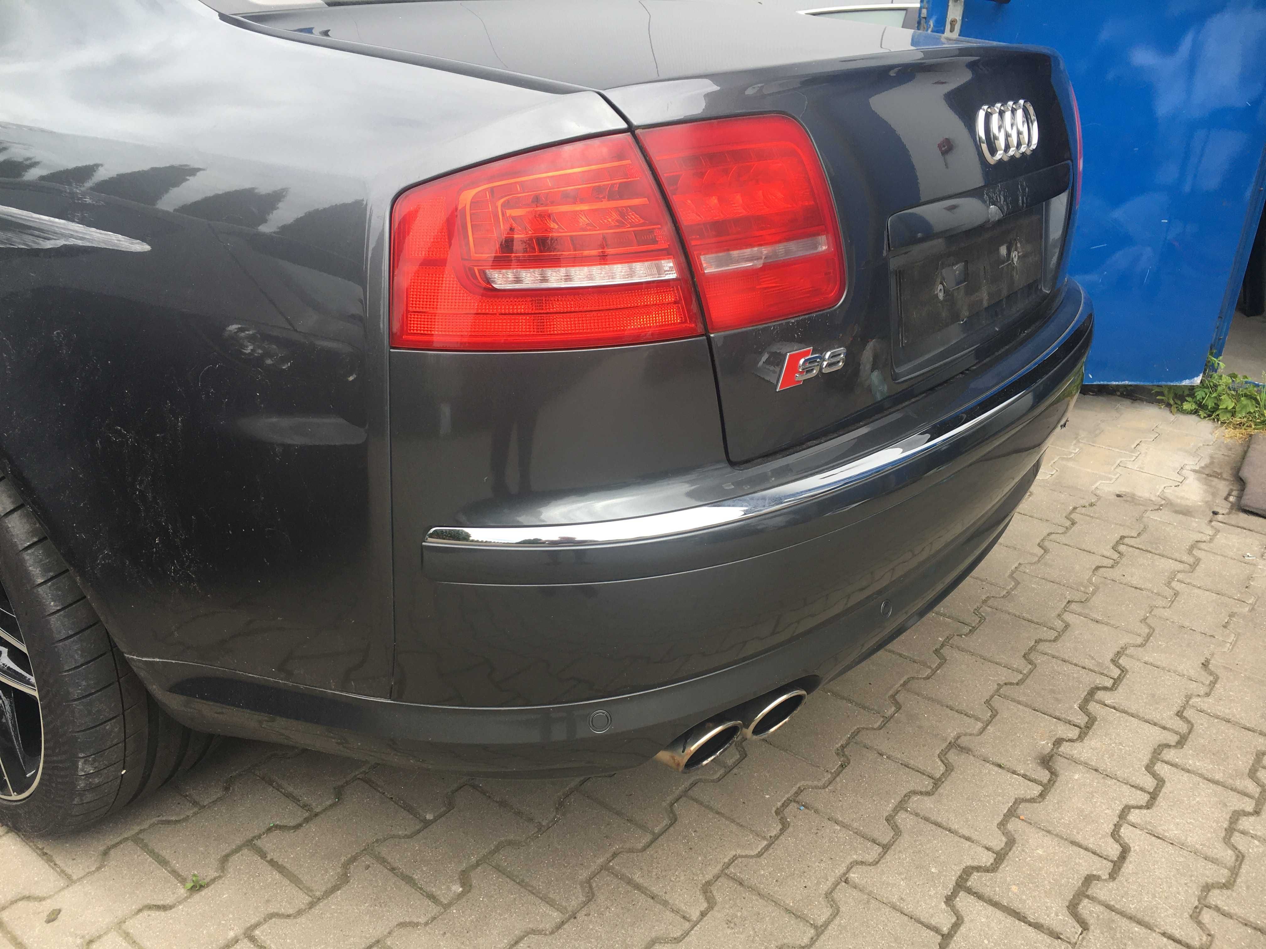 Klapa Tył Wydech Zderzak AUDI S8 D3