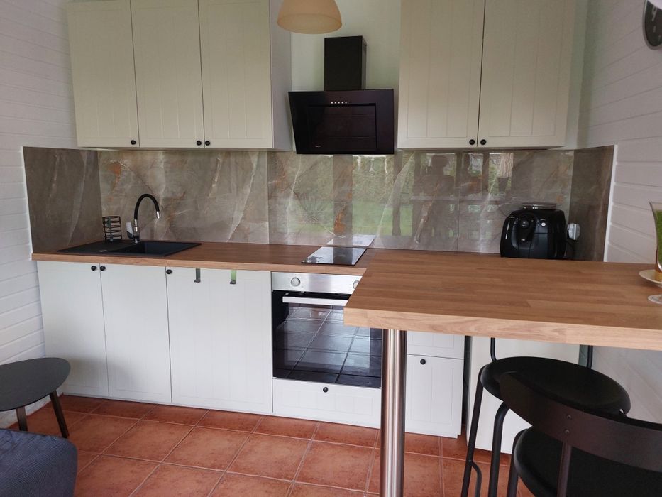 Studio w ogrodzie nocleg w Przeźmierowie koło Poznania