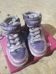 Buty jesienno zimowe hello kitty