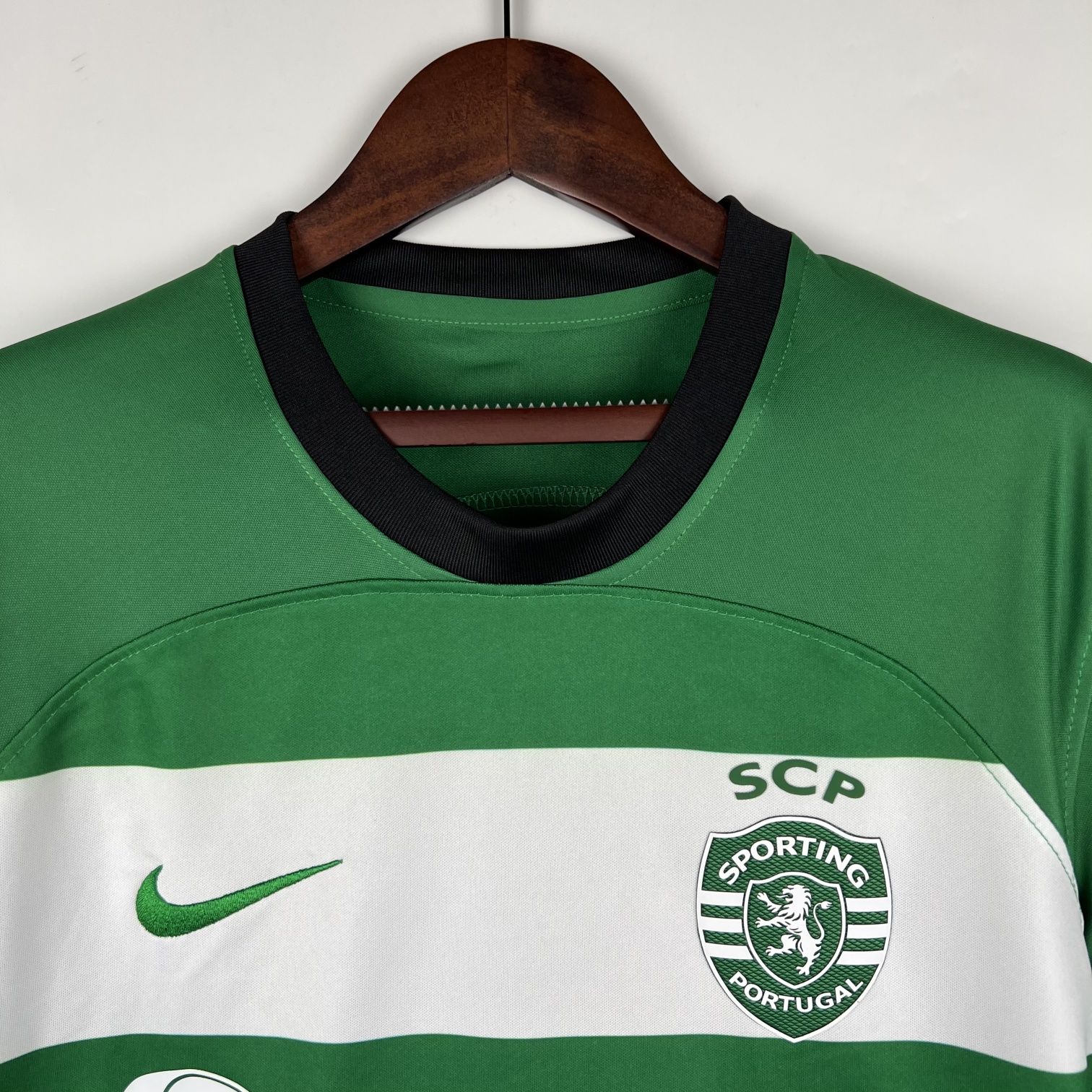 Camisola Sporting 23/24 tamanho XXL (entrega em 1-2 dias à cobrança)