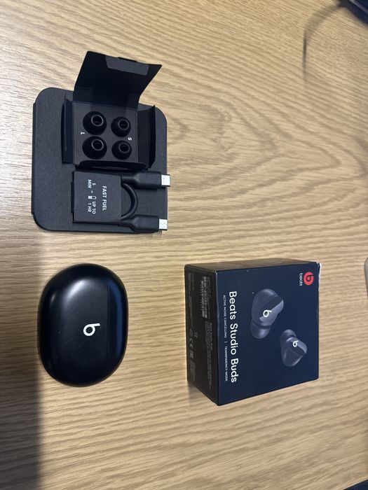 Beats Studio Buds
