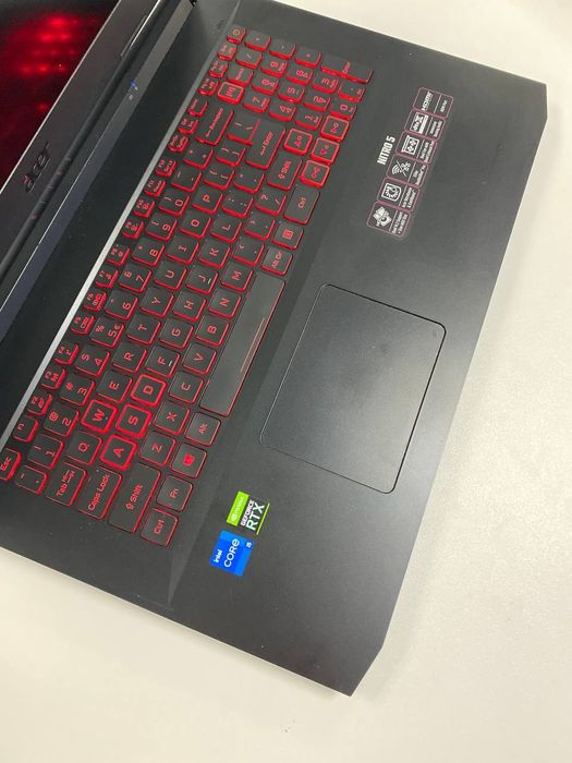 17`3 Acer nitro 144hz/i5-11400h/16/512ssd/rtx3050