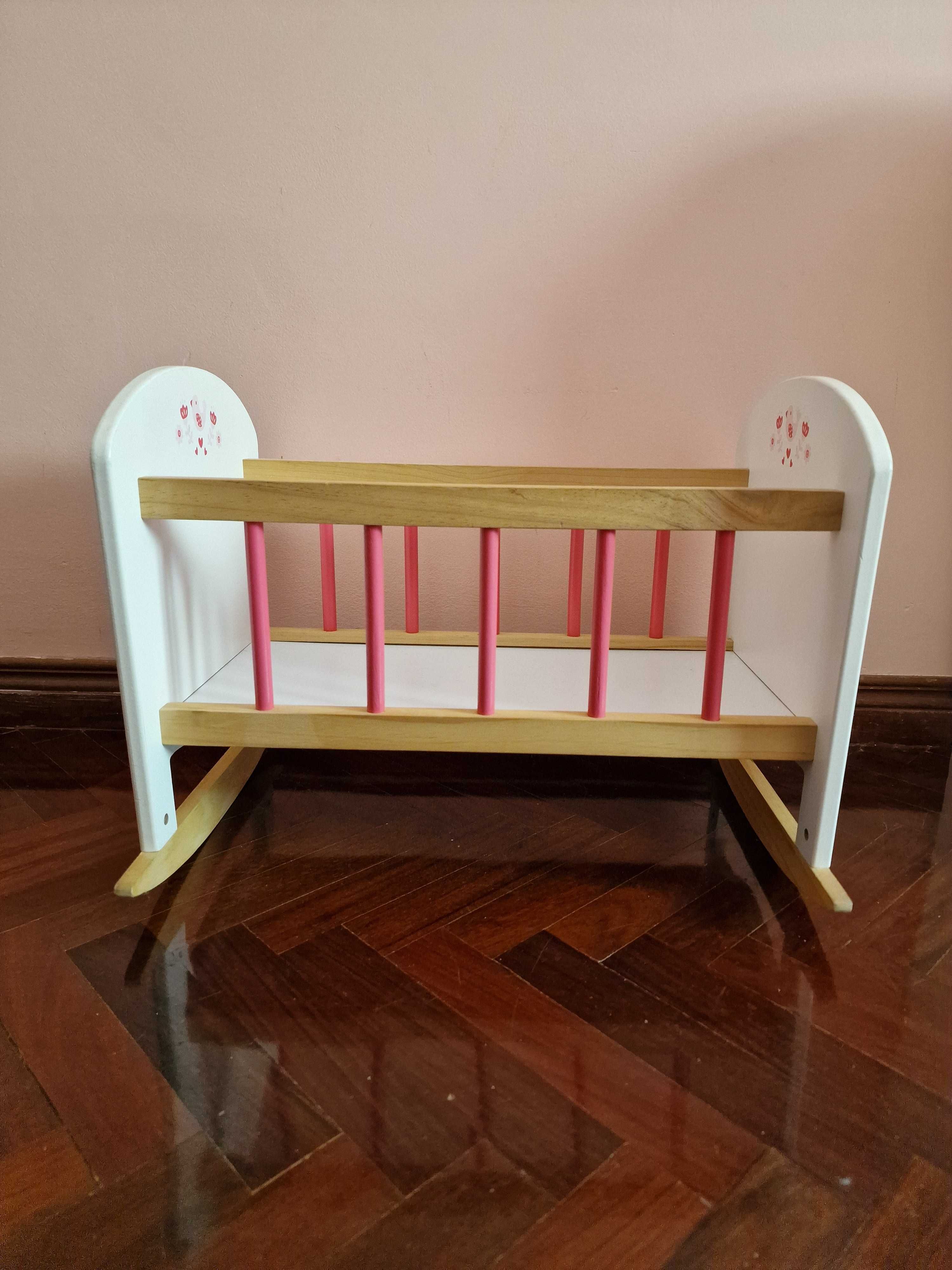 Berço de brincar criança