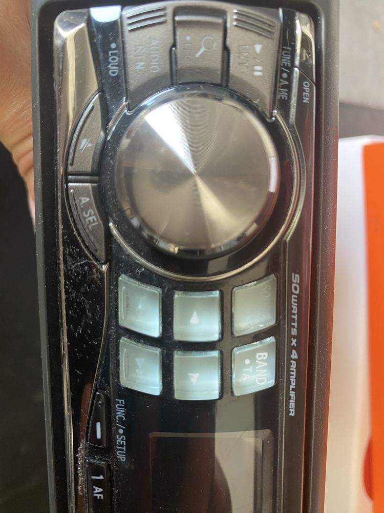 Radio carro em bom estado