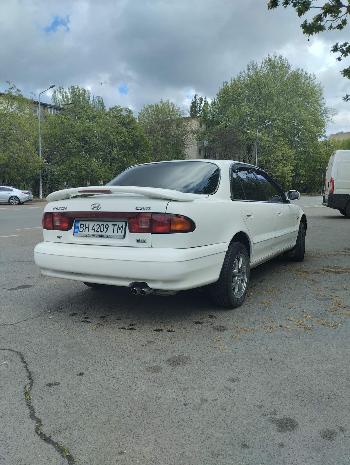 Hyundai  sonata 2.0
