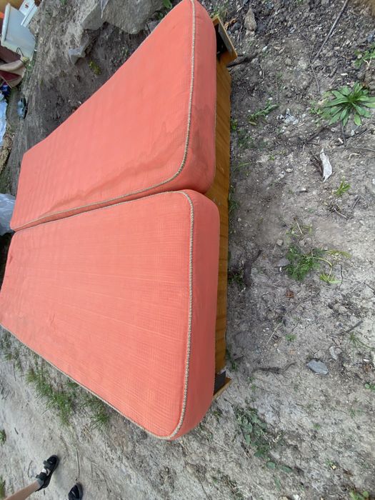 Кровать 1,5 с матрасами