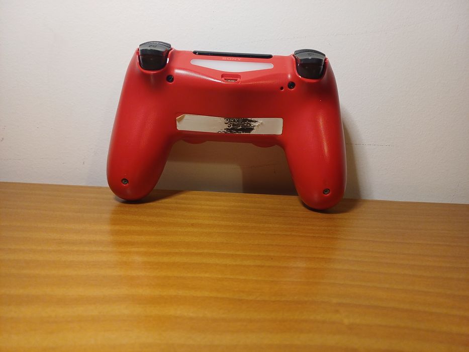Comando PS4 DualShock 4 - Vermelho