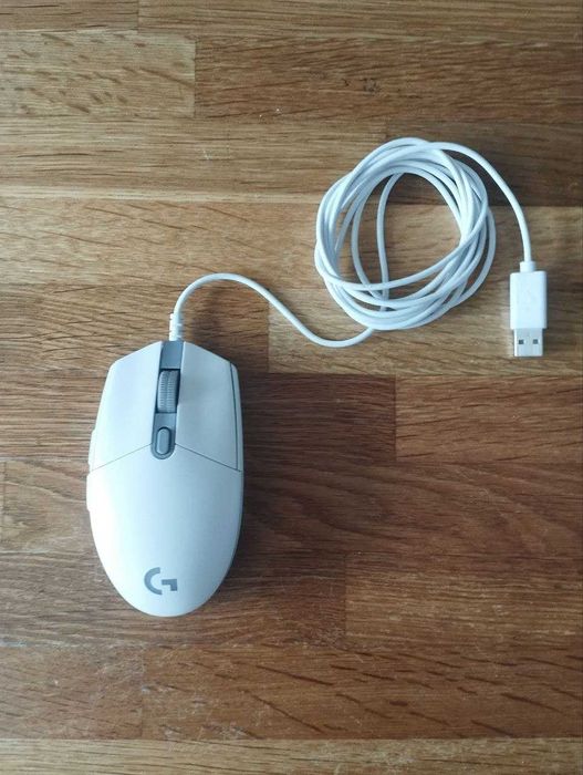 Logitech G203 Lightsync Rato