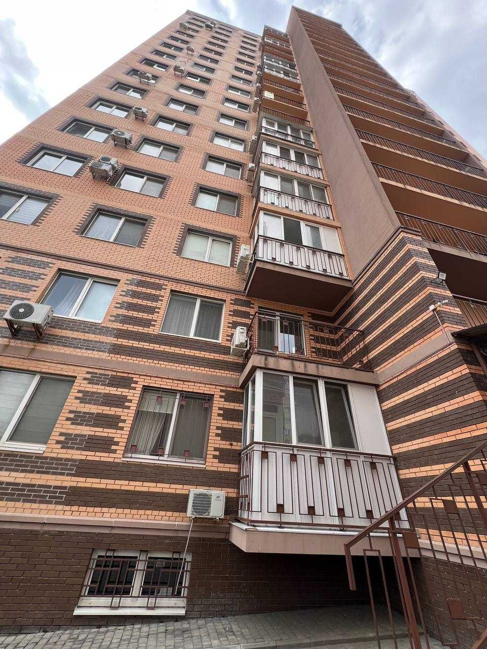 Продам квартиру в жк Будова на Сахарова с ремонтом