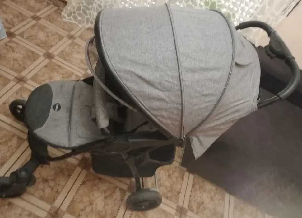 Carrinho de bebé + Ovinho