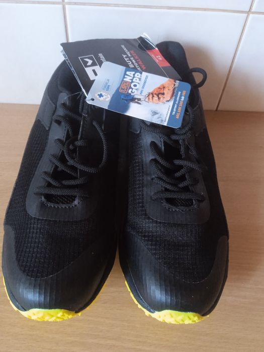 Nowe buty sportowe męskie Walker rozmiar 42 długość wkładki 28 cm