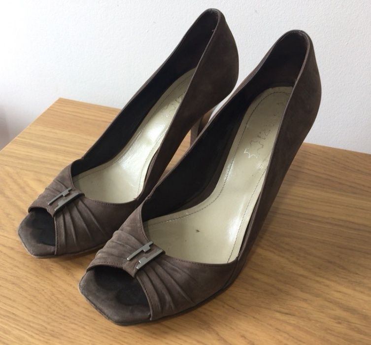 brązowe szare szpilki Quazi rozmiar 39