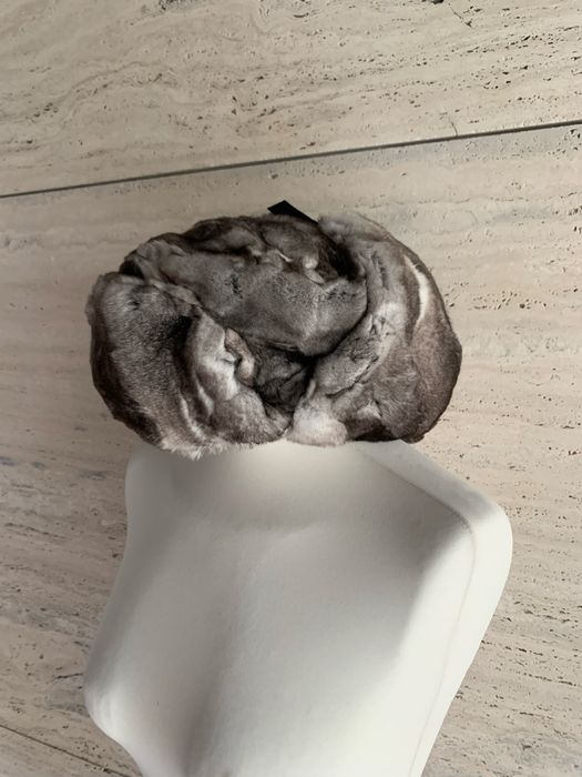 Czapka uszatka z naturalnego szynszyla, szaro-czarna, XL elegancka