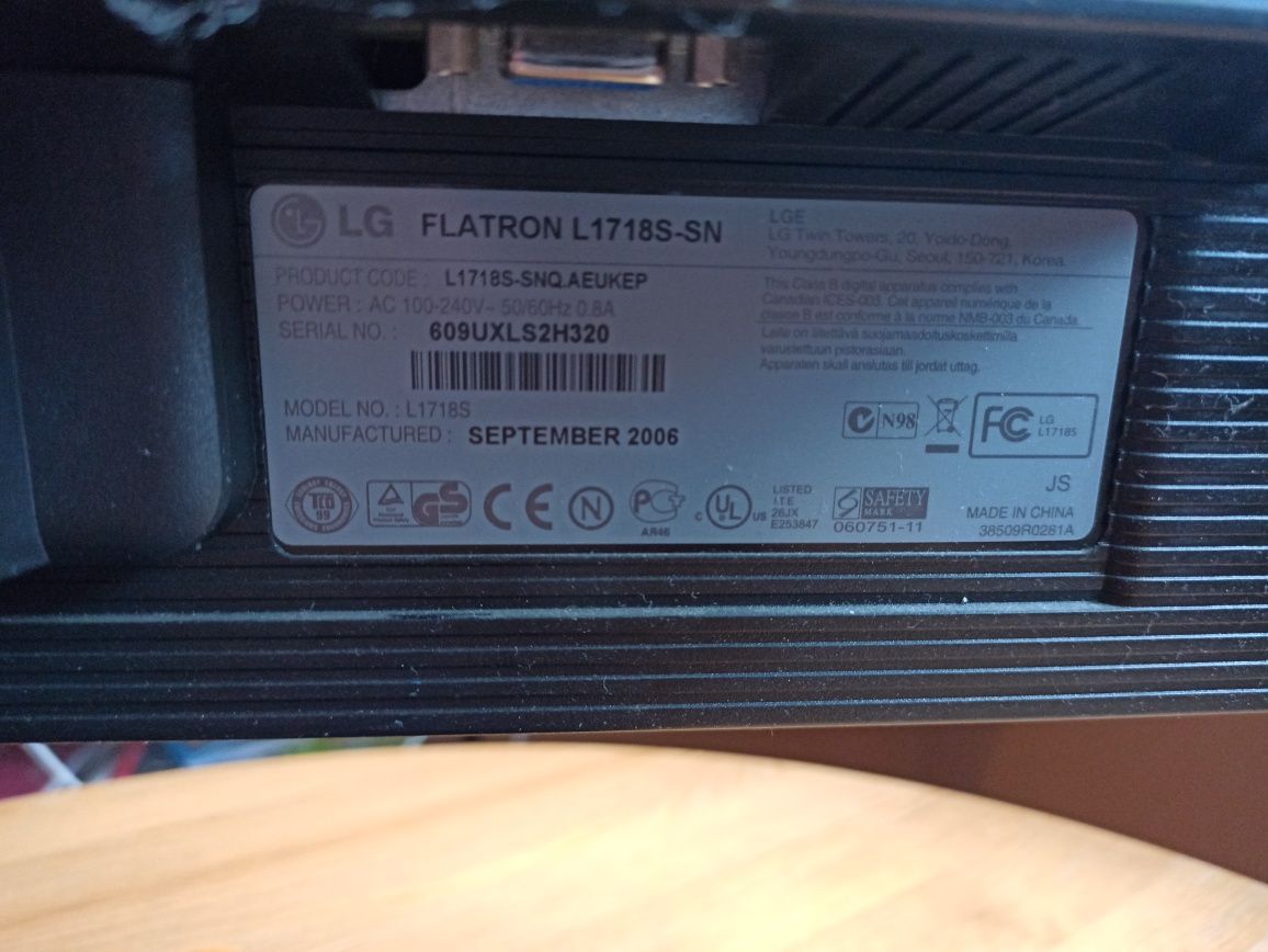 Monitor LG flatron