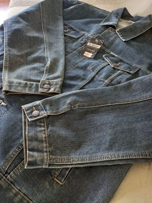 Blusao de ganga NOVO nunca usado