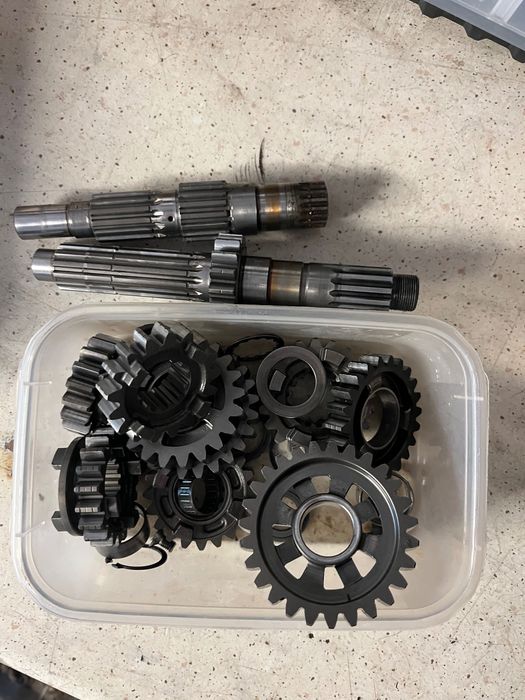 Części Honda crf 450 08 i 11r