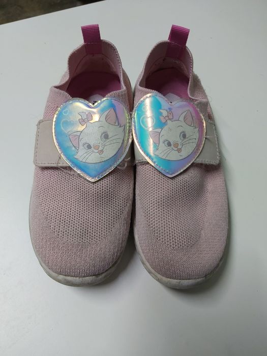 Buty dziewczęce na rzepy 32