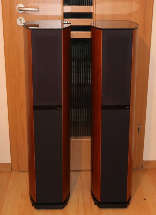 Jamo D590 - Podłogowe kolumny głośnikowe. W-wa.