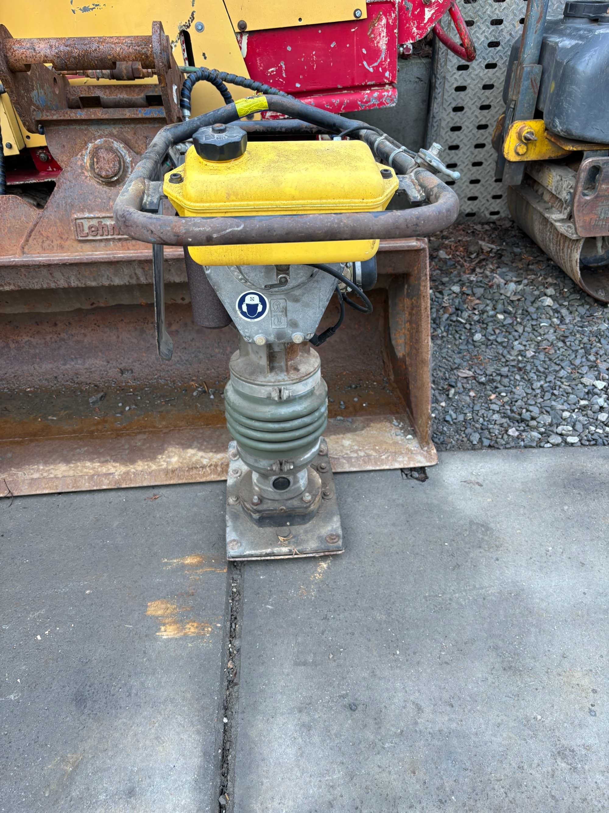 Zagęszczarka skoczek Wacker Neuson BS60Y dwusuw 60kg nie bomag.