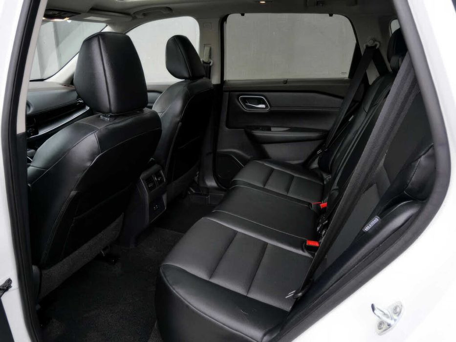 Nissan Rogue      2021