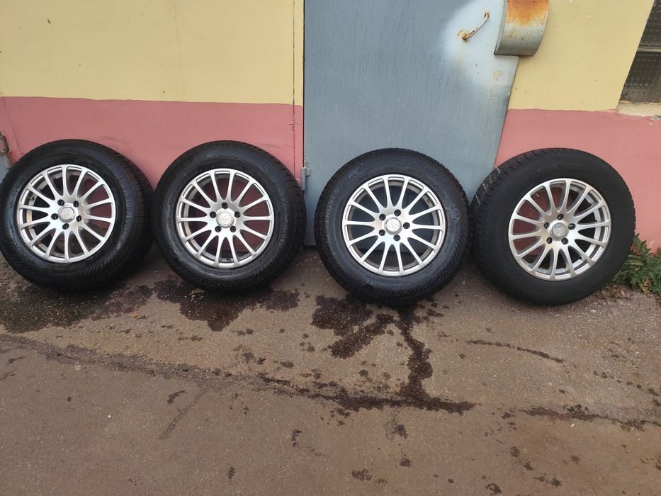 Шини зимові Gislaved 215/70 R16 на дисках
