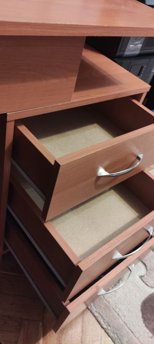 Продам письмовий стіл