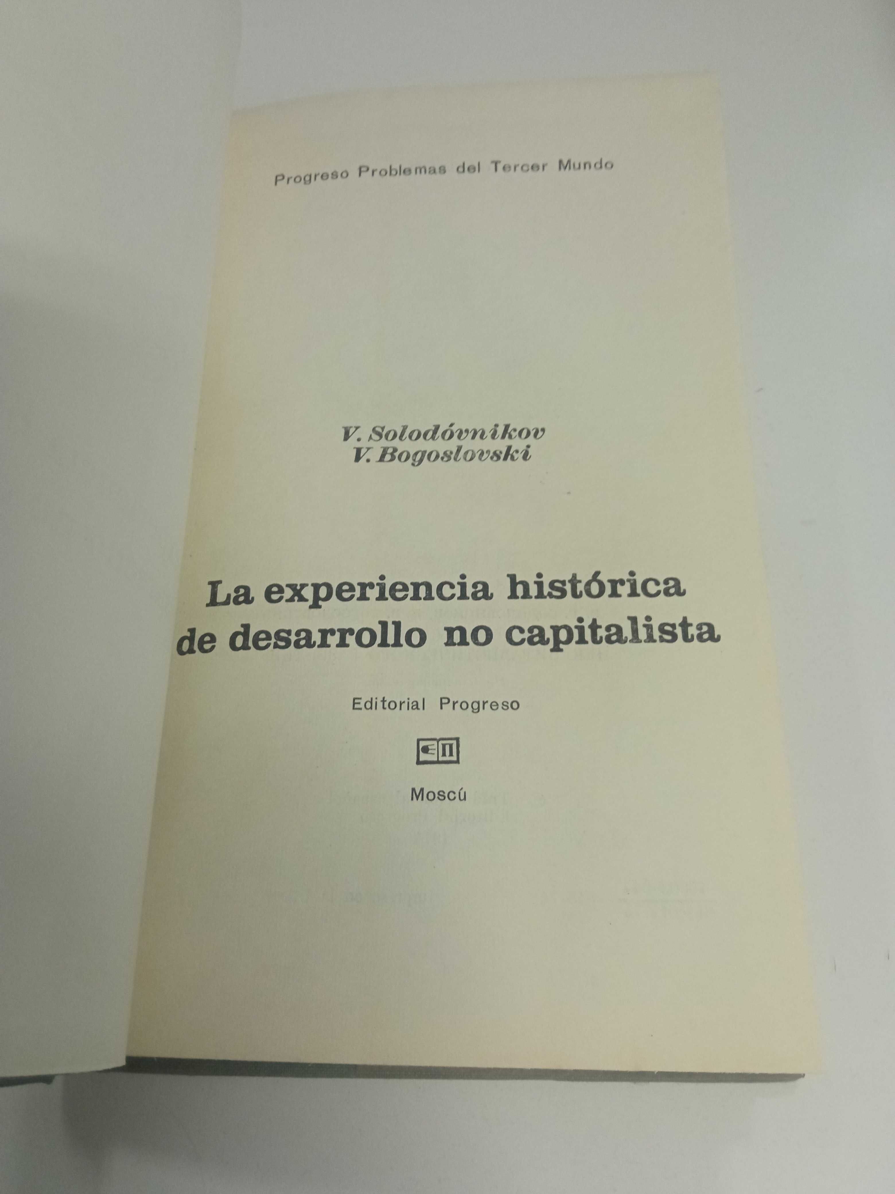 La experiencia histórica de desarrollo no capitalista, de Solodóvnikov