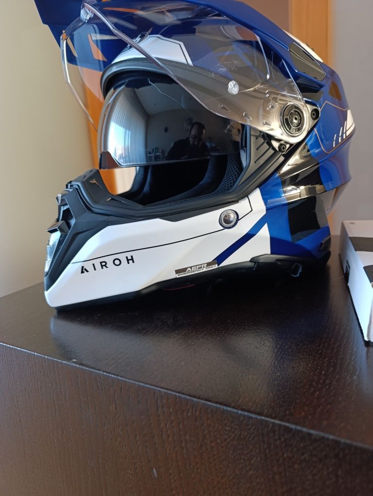 Airoh Commander 2