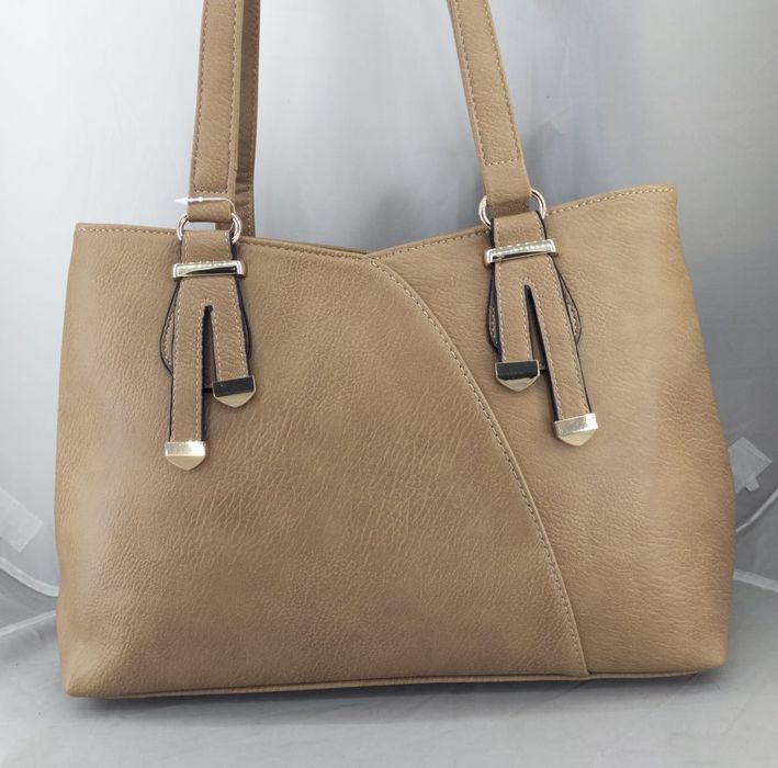 Mala femininaa novas