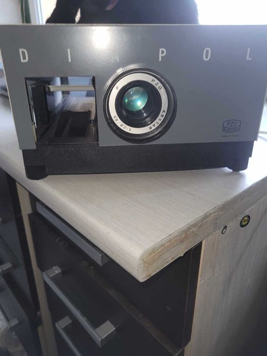 Projektor DIAPOL plus 273 slajdy obrona cywilna