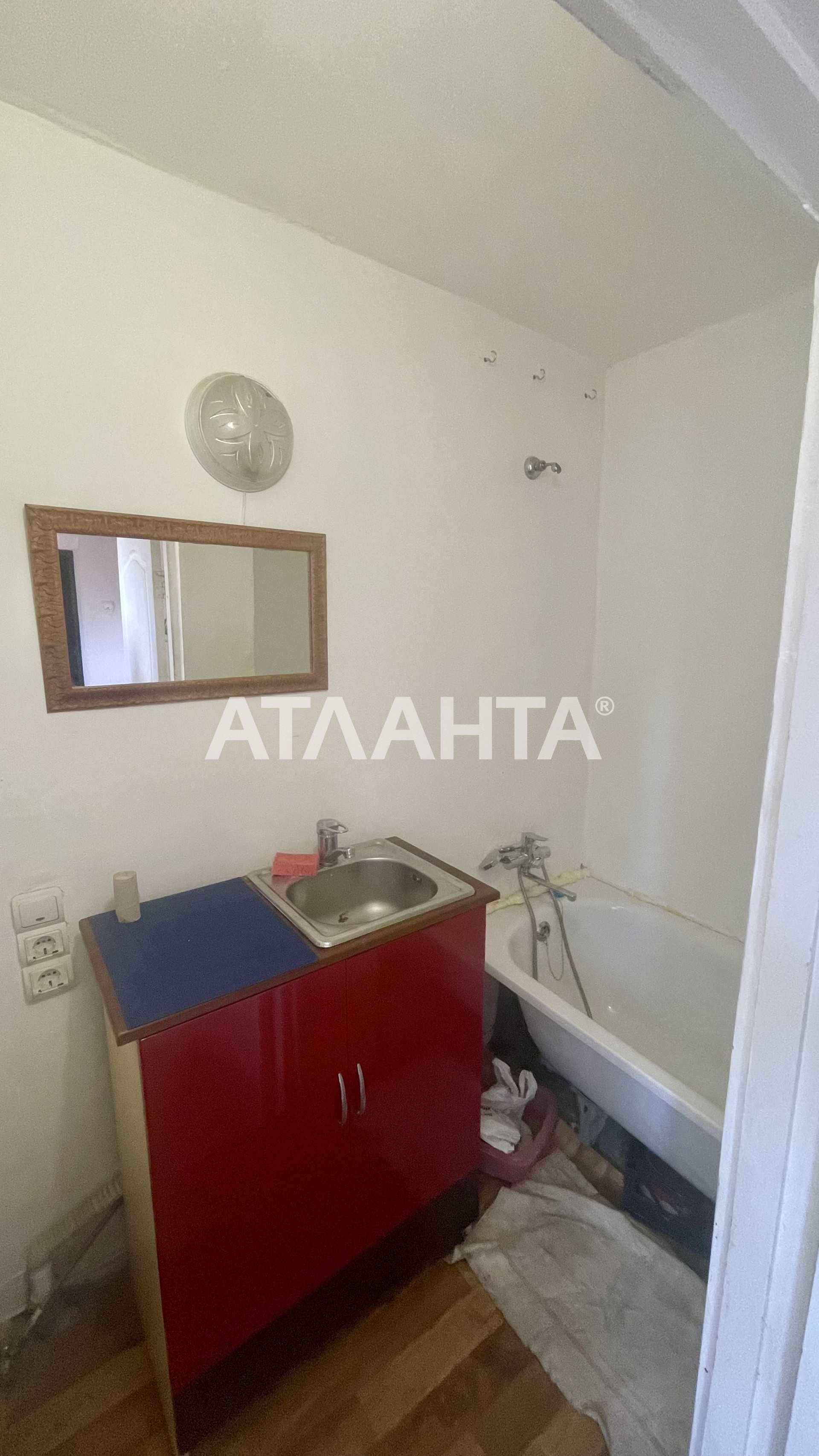Комната 13 кв.м. со своим санузлом. Заболотного