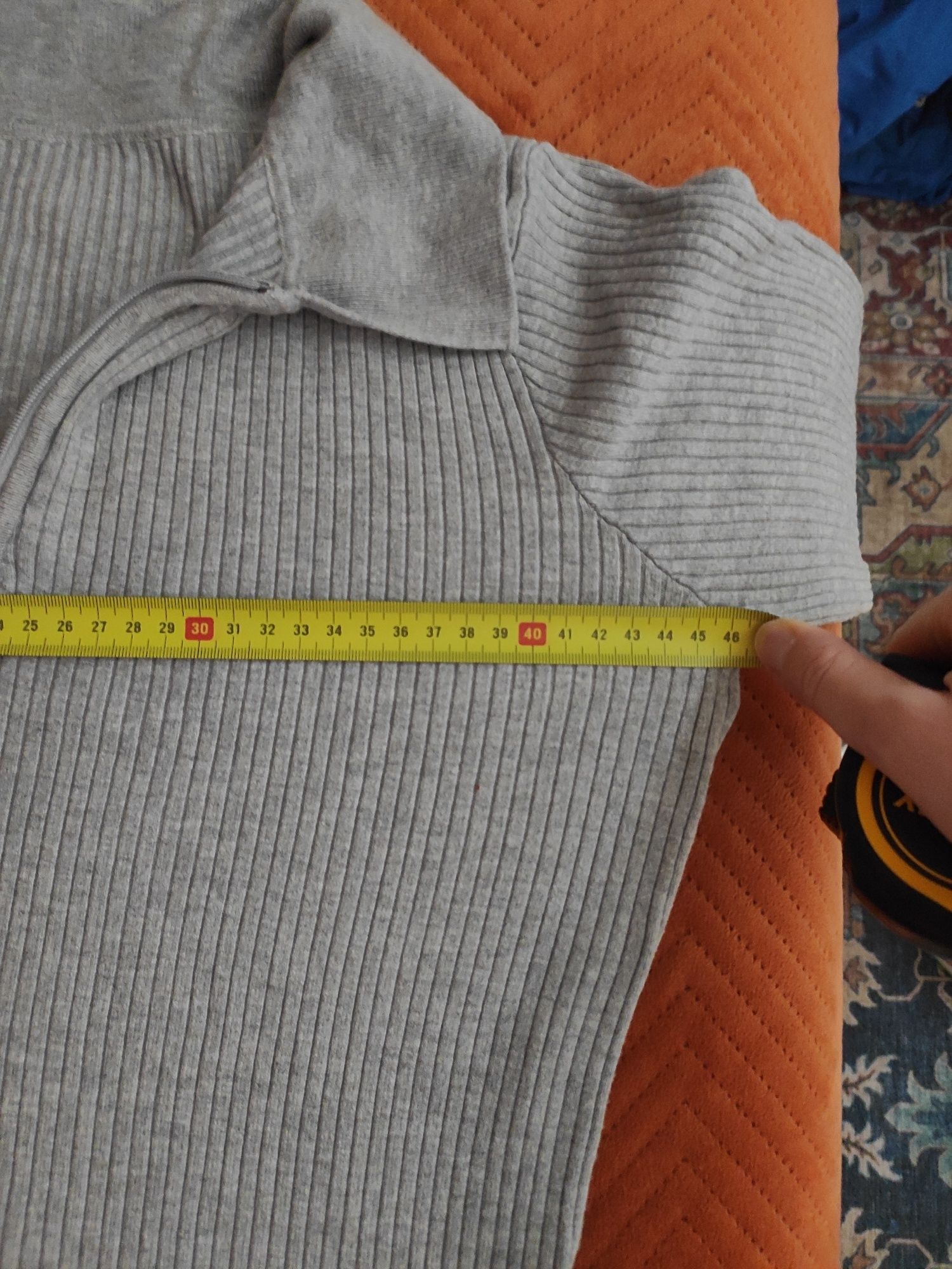 Szary sweterek bluzka w prążek z wiskozy M/L